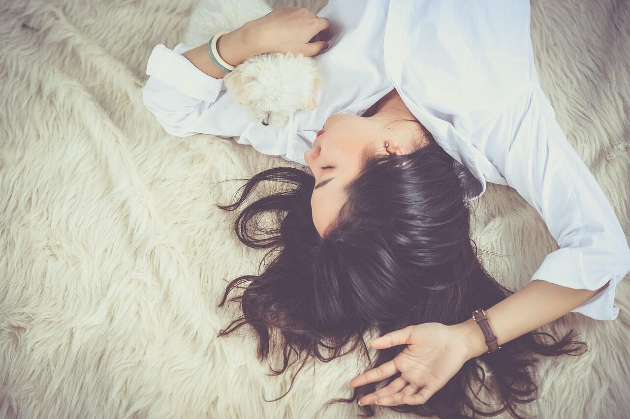 girl, sleep, lying down, animal, dog, pet, owner, asian, asian woman, young woman, upside down, asleep, sleeping, sleeping woman, female, woman, dreaming, portrait, resting, relax, dream